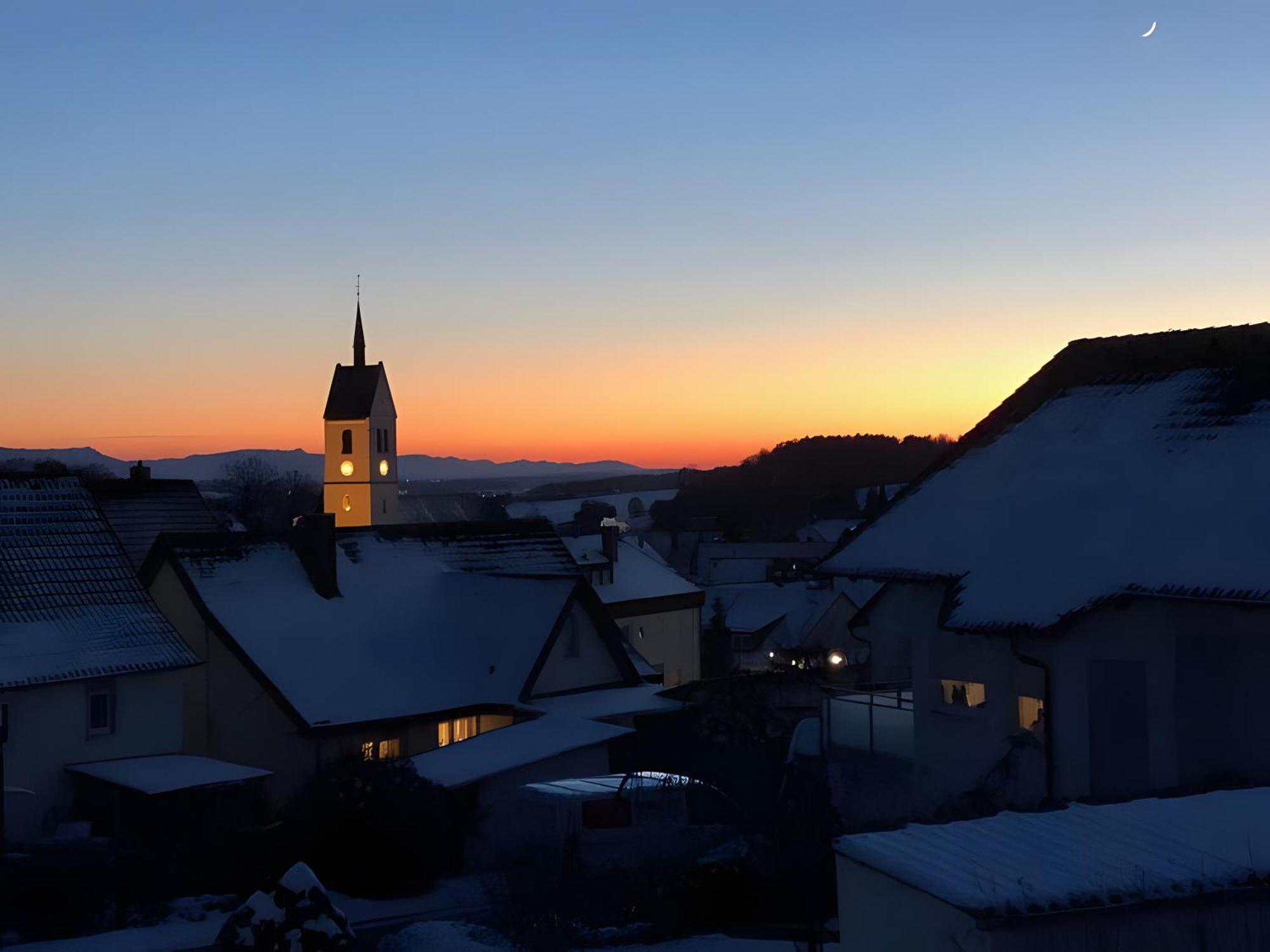 Ferienwohnung Haus Maria Wäschenbeuren Екстериор снимка